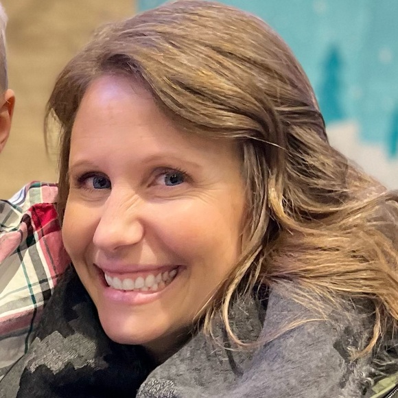 Meet your Posher, Stacy - Picture 1 of 1